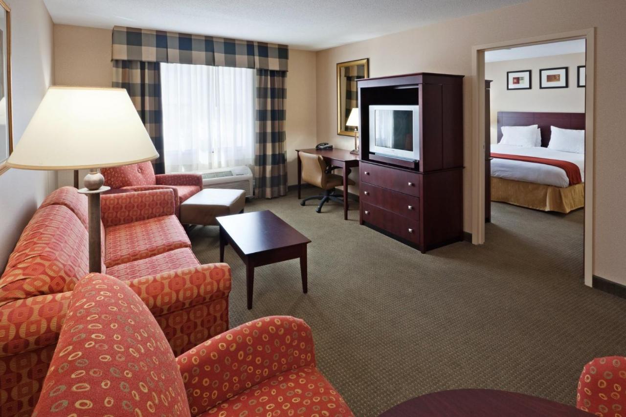 Holiday Inn Express Hotel & Suites Freeport By Ihg Dış mekan fotoğraf